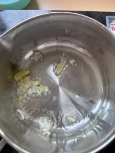 sautéing scallion stems