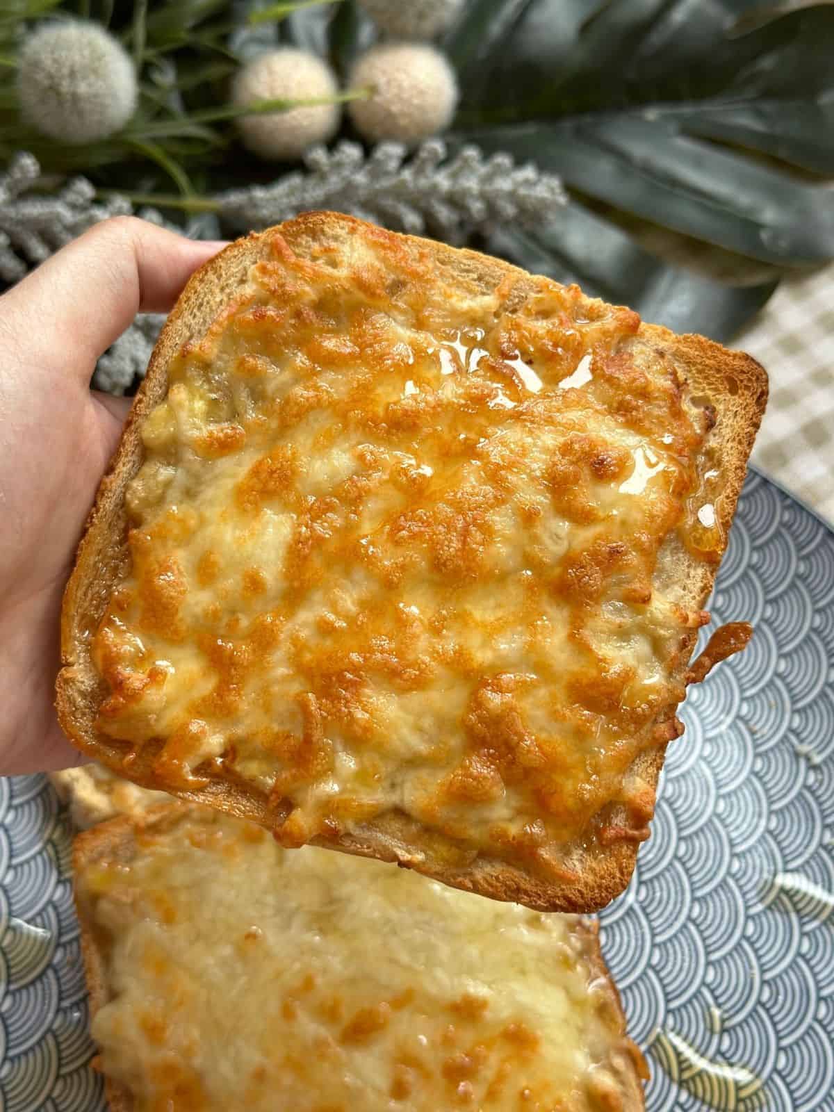 Einfacher Bananen-Käse-Toast Banana Cheese On Toast 2