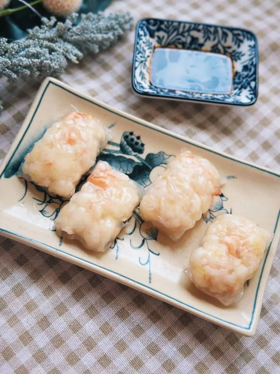 Pan-fried Rice Paper Dumplings With Shrimp