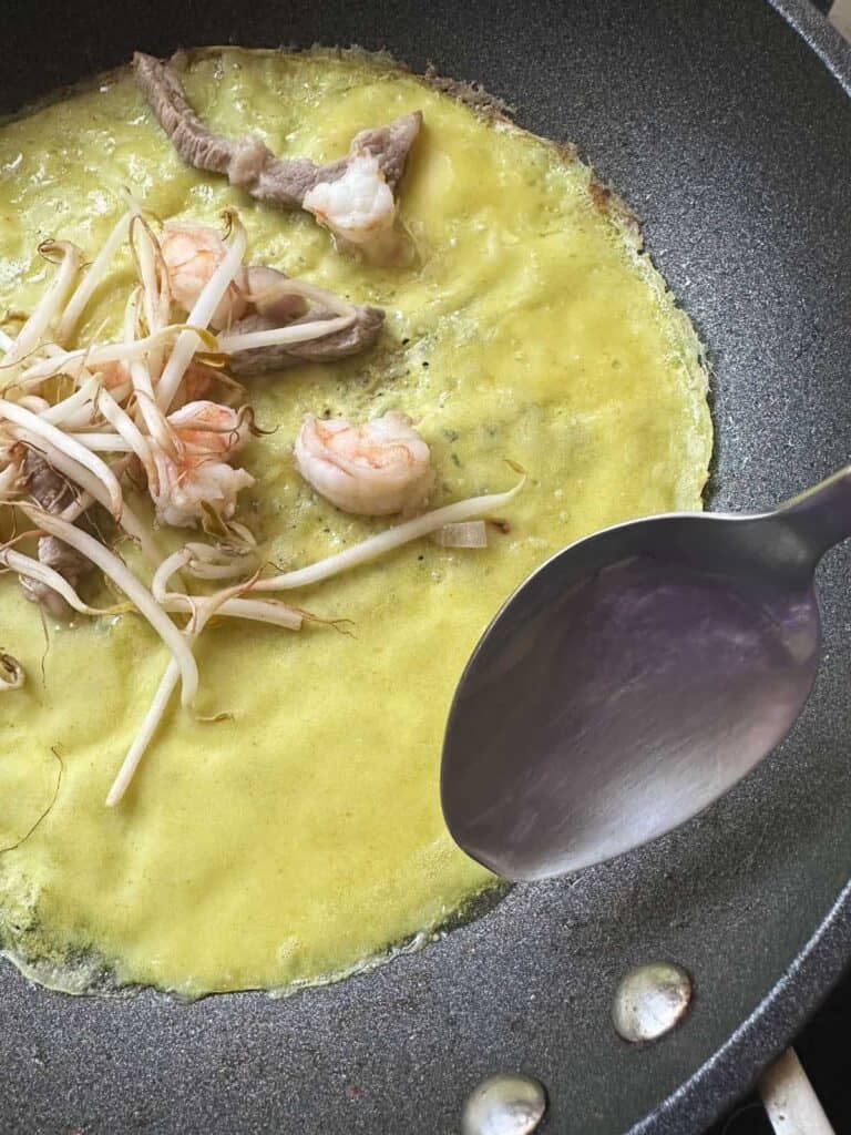 Original Bánh Xèo (Knusprige Vietnamesische Pfannkuchen)