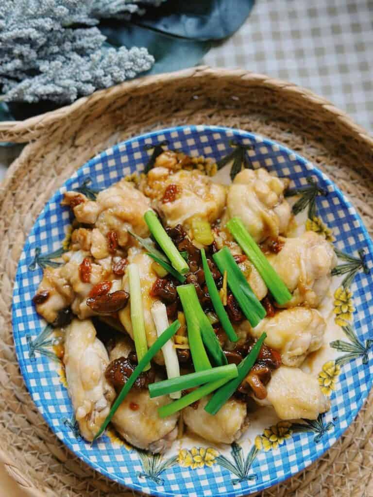 steamed chicken wings in a plate.