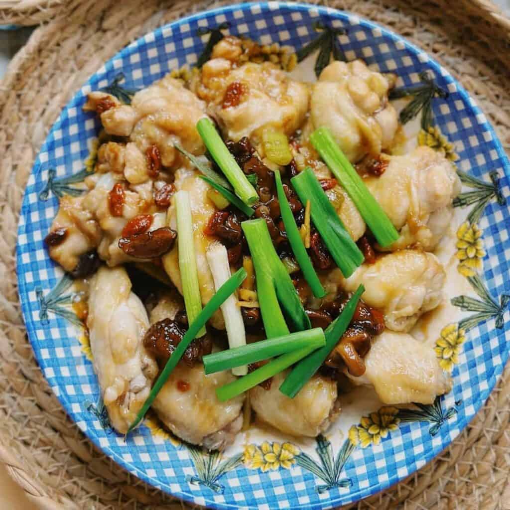 steamed chicken wings in a plate.