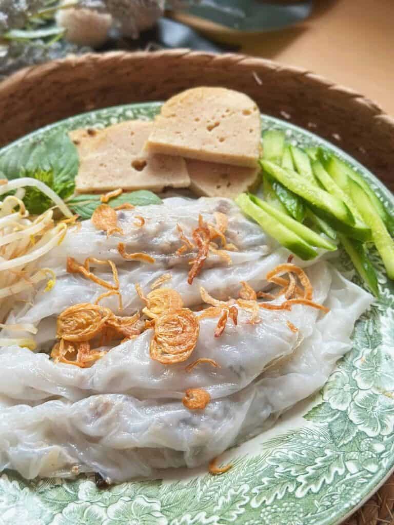 Banh Cuon (Vietnamese steamed rolls)