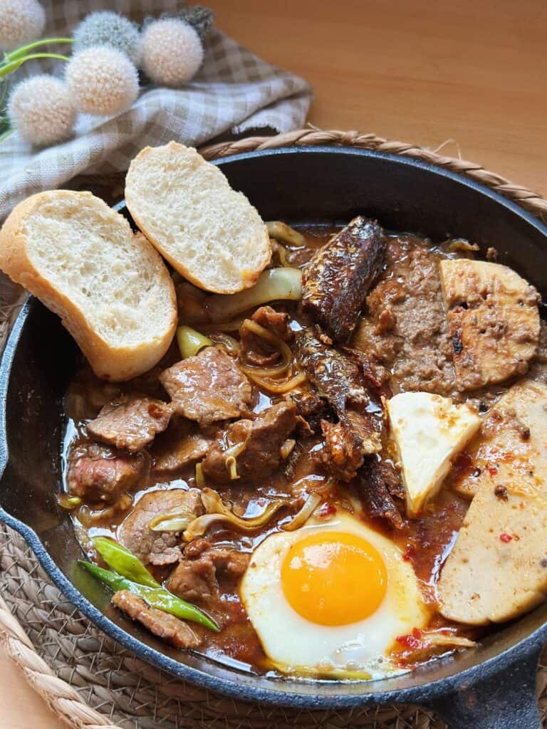 Bo Ne (Vietnamese Steak and Eggs)