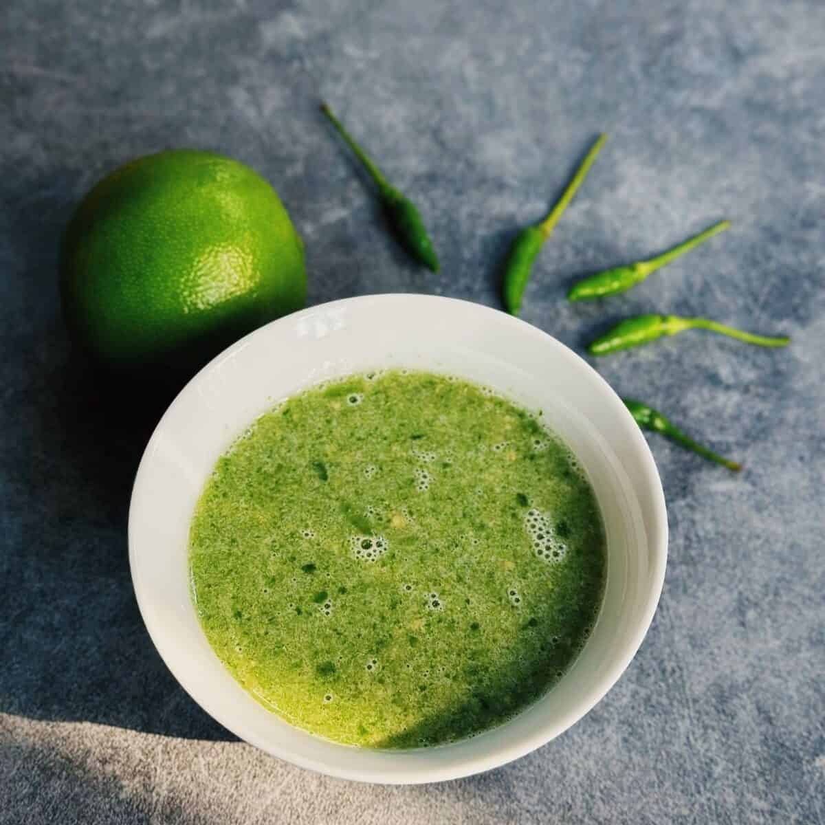 Vietnamese Green Chili Sauce