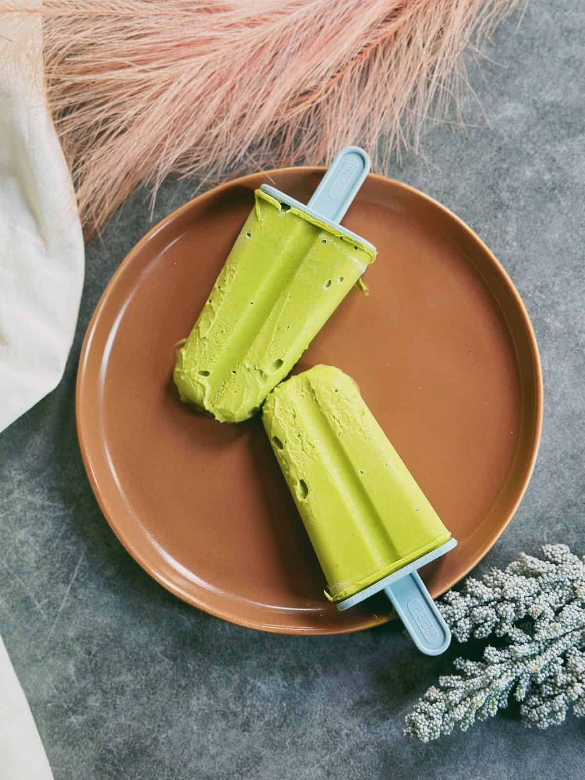 Vietnamese Avocado Popsicles (3 ingredients) Avocado Popsicles
