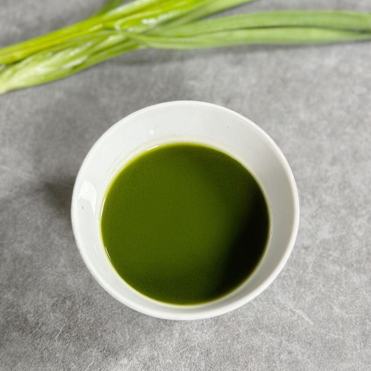 Homemade pandan extract (pandan paste).