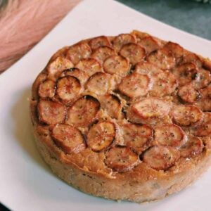 Vietnamese Banana Cake (Bánh Chuối Nướng)