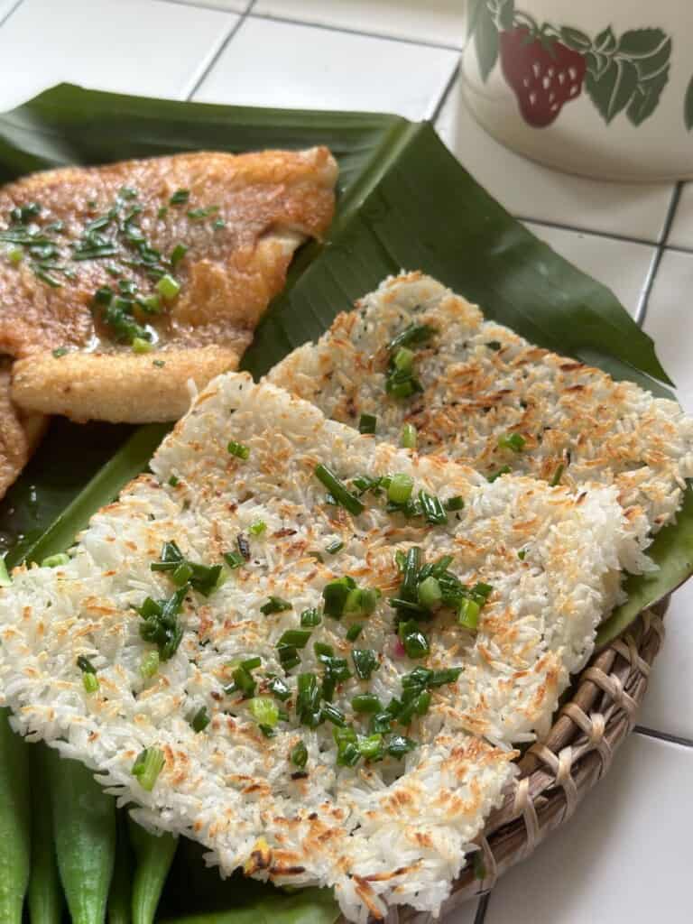 Cơm Cháy (Vietnamese scorched rice)