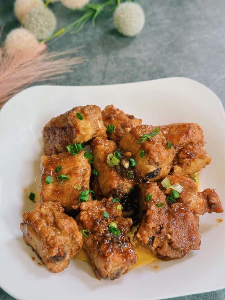 Sườn Ram Mặn (Vietnamese Caramelized Pork Ribs)