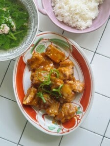 Sườn Xào Chua Ngọt (Vietnamese sweet & sour pork ribs)