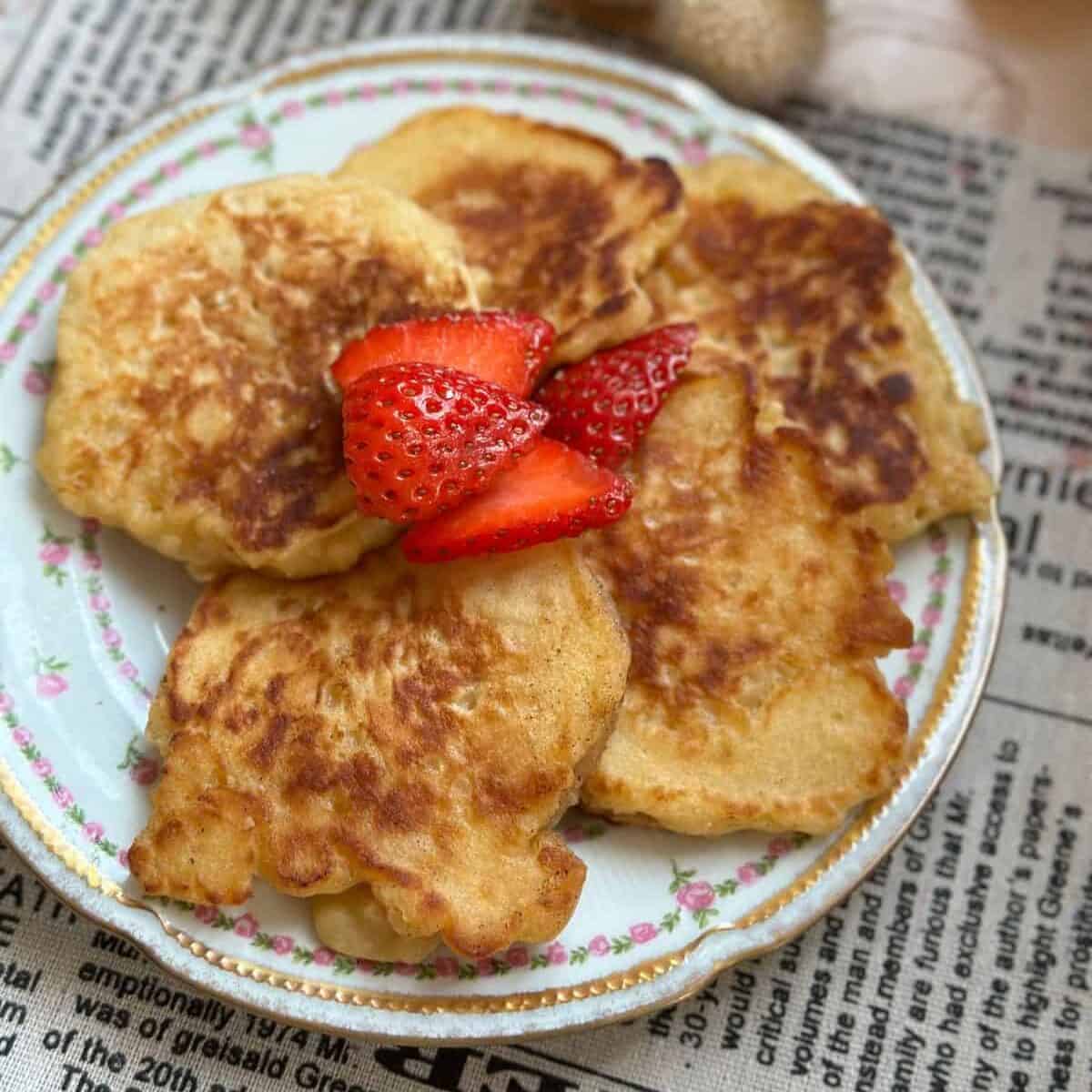 Apfelpfannkuchen (apple pancakes)
