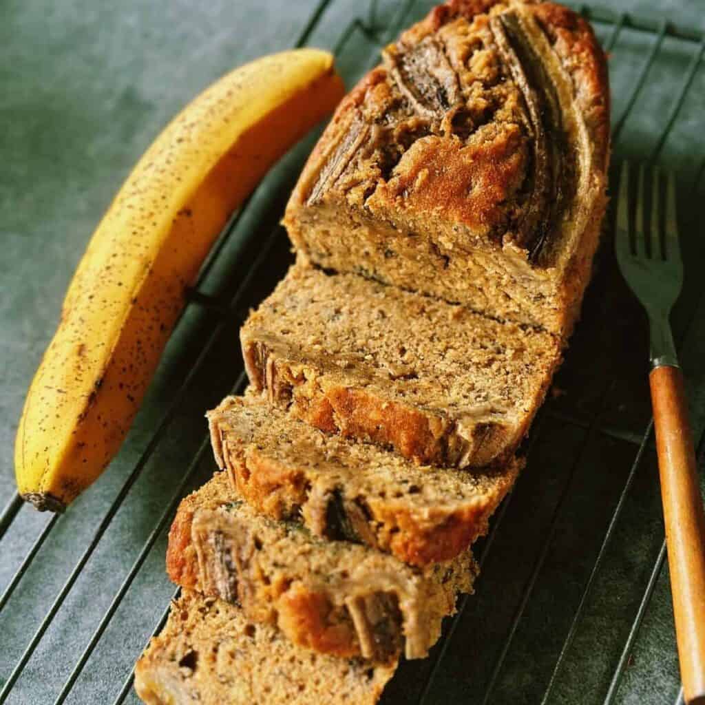 Einfache Honig-Butter-Tteokbokki (nicht scharf) Amerikanisches Bananenbrot (Banana Bread)