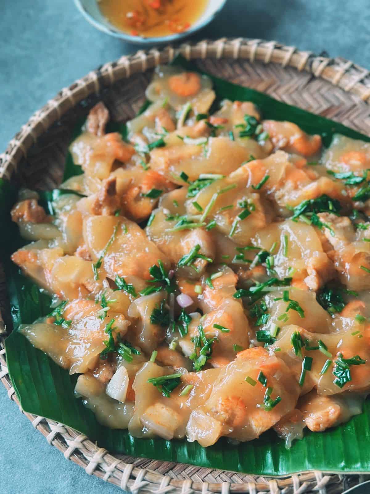 Vietnamese Palm Sugar Honeycomb Cake (Bánh Bò Thốt Nốt) Bánh Bột Lọc (Vietnamese Tapioca Dumplings)