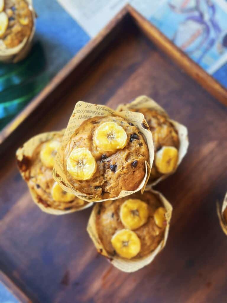 Einfache Schoko-Bananen-Muffins (So Saftig!) Einfache Schoko-Bananen-Muffins (So Saftig!)