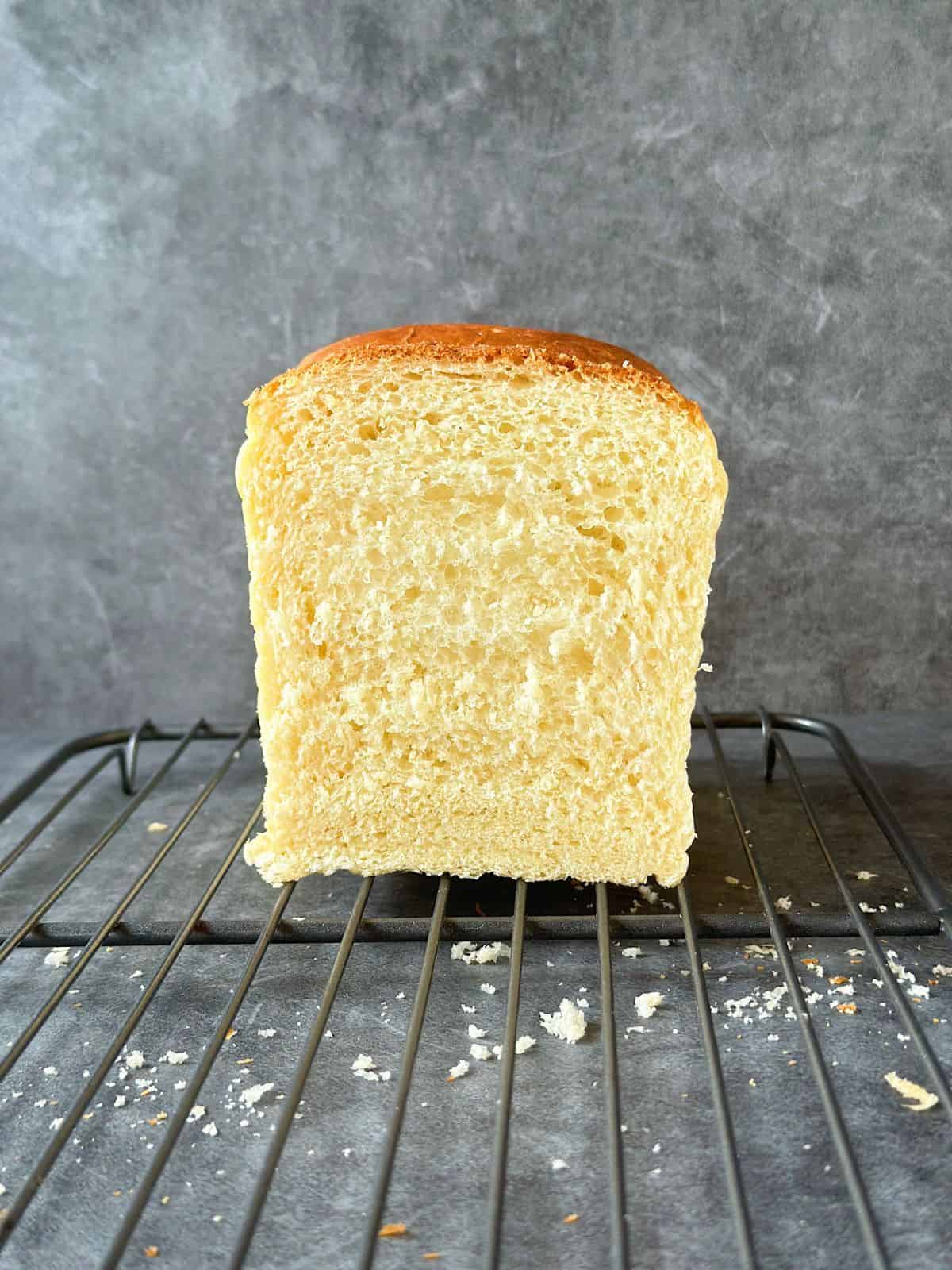 Shokupan: Japanese Milk Bread (with Yudane) Hokkaido Milky Bread with Yudane