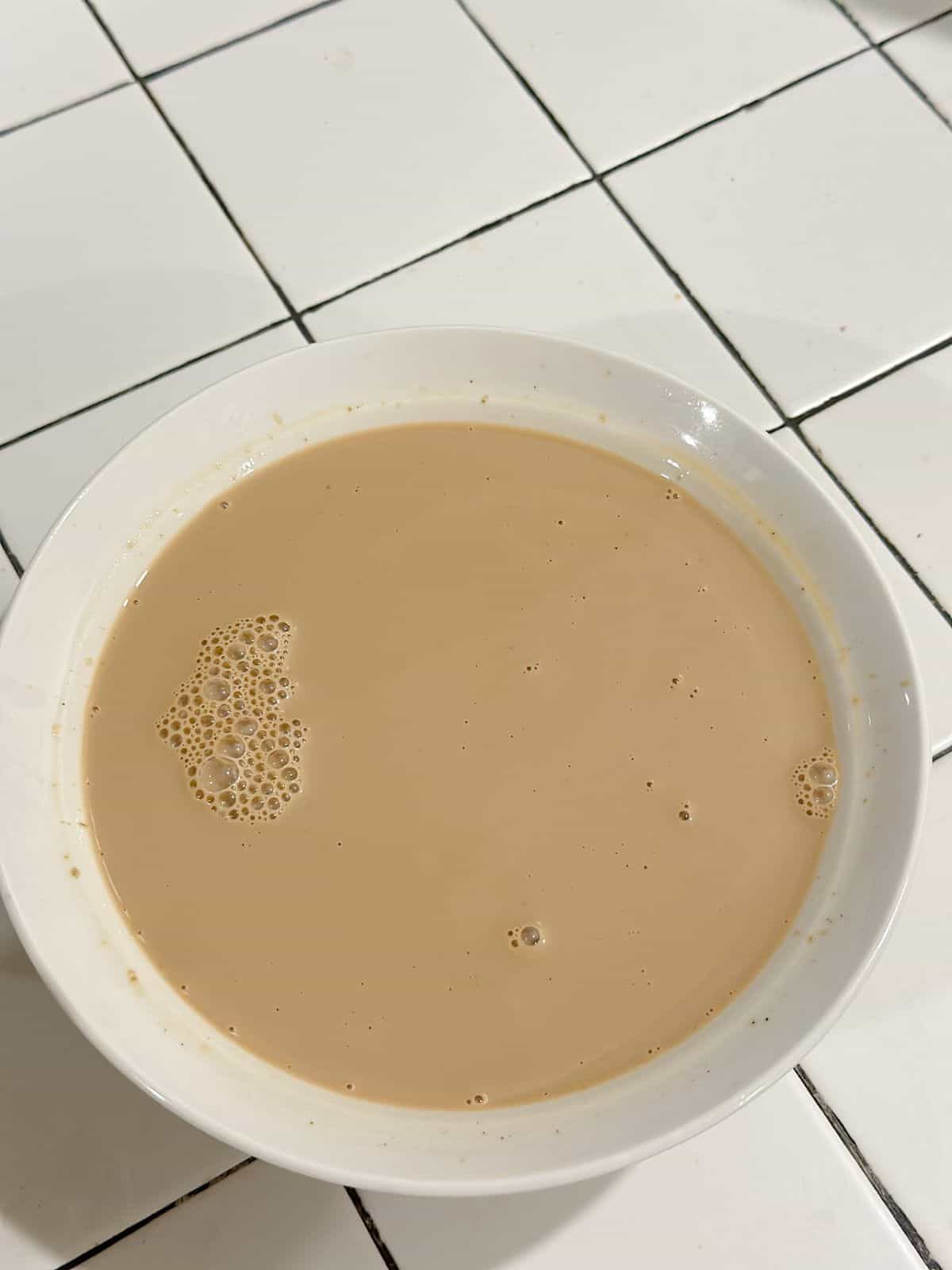 Milk tea after straining out all the tea leaves.