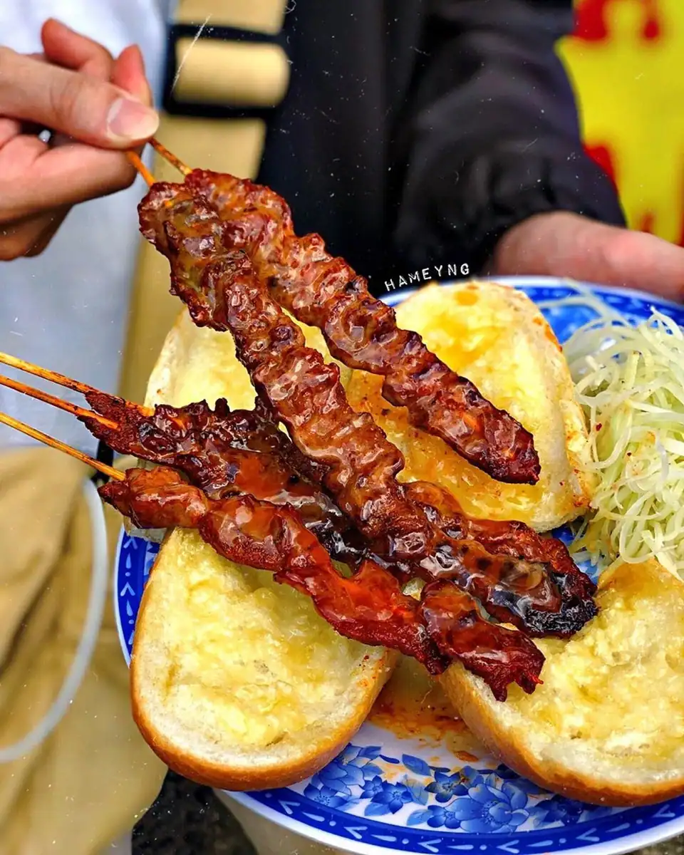 Banh Mi Types: A Delicious Tour of Vietnamese Sandwich Bánh Mì Bò Nướng (Grilled Beef Banh Mi)